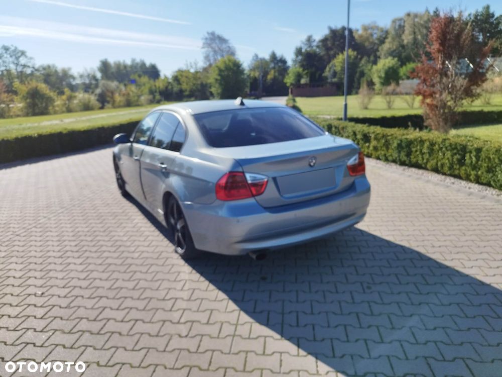 BMW Seria 3 - 12