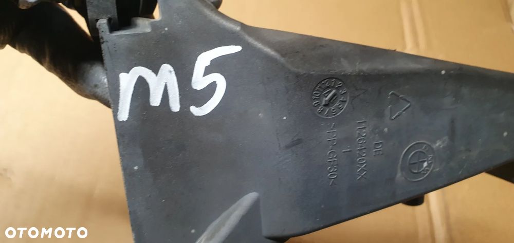 Ślizg mocowanie wspornik lewy atrapy żaluzji BMW M5 G30 F90 1126420 - 5