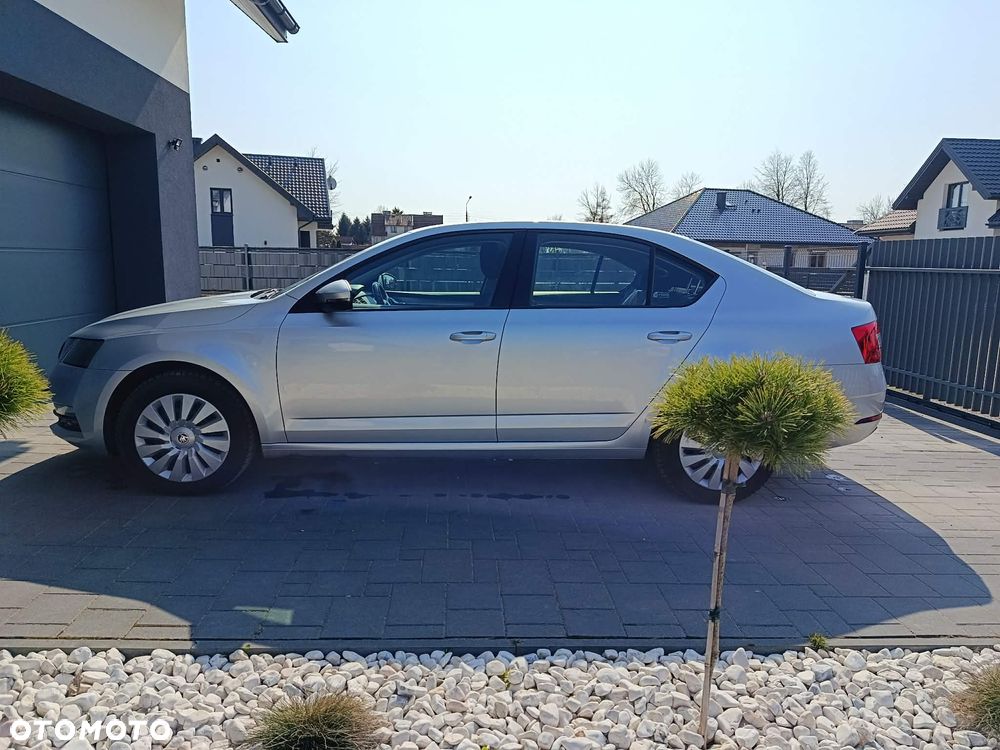 Skoda Octavia 1.6 TDI Active - 13