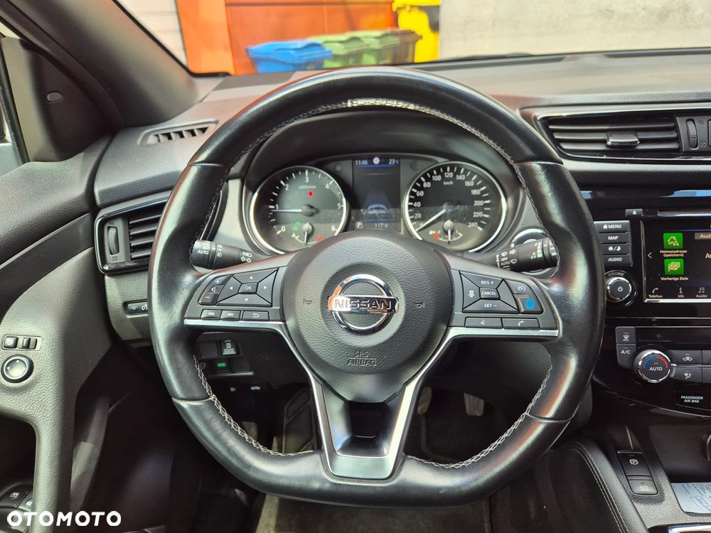 Nissan Qashqai 1.7 dCi Xtronic ALL-MODE 4x4i N-TEC - 32