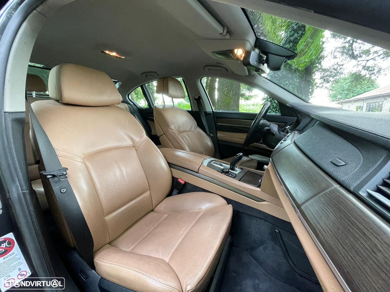 BMW 740 d - 12