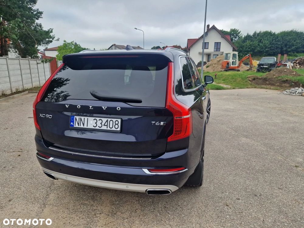 Volvo XC 90 - 7
