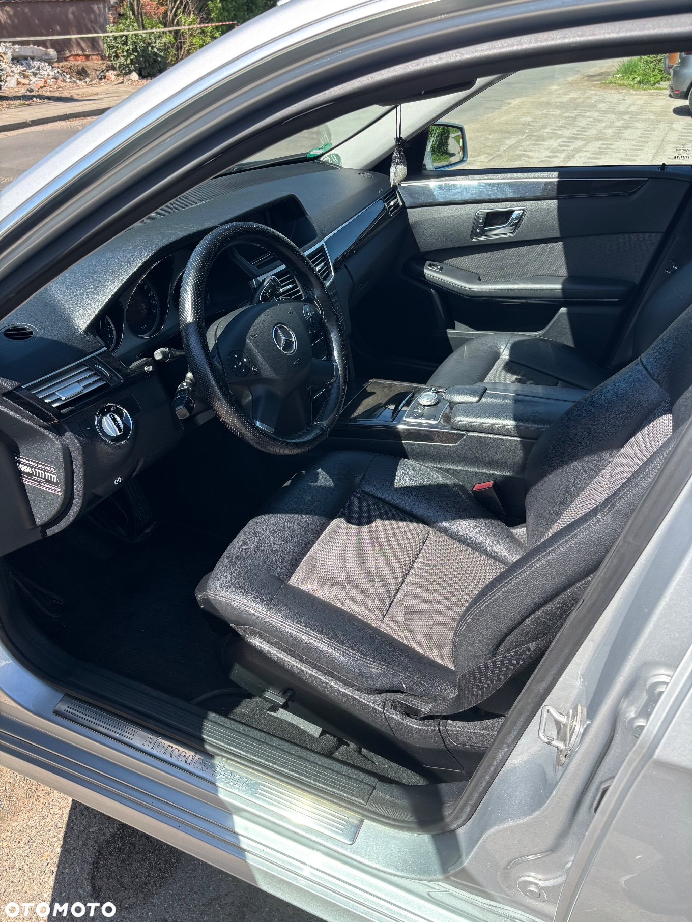 Mercedes-Benz Klasa E 350 T CDI DPF BlueEFFICIENCY 7G-TRONIC Avantgarde - 9