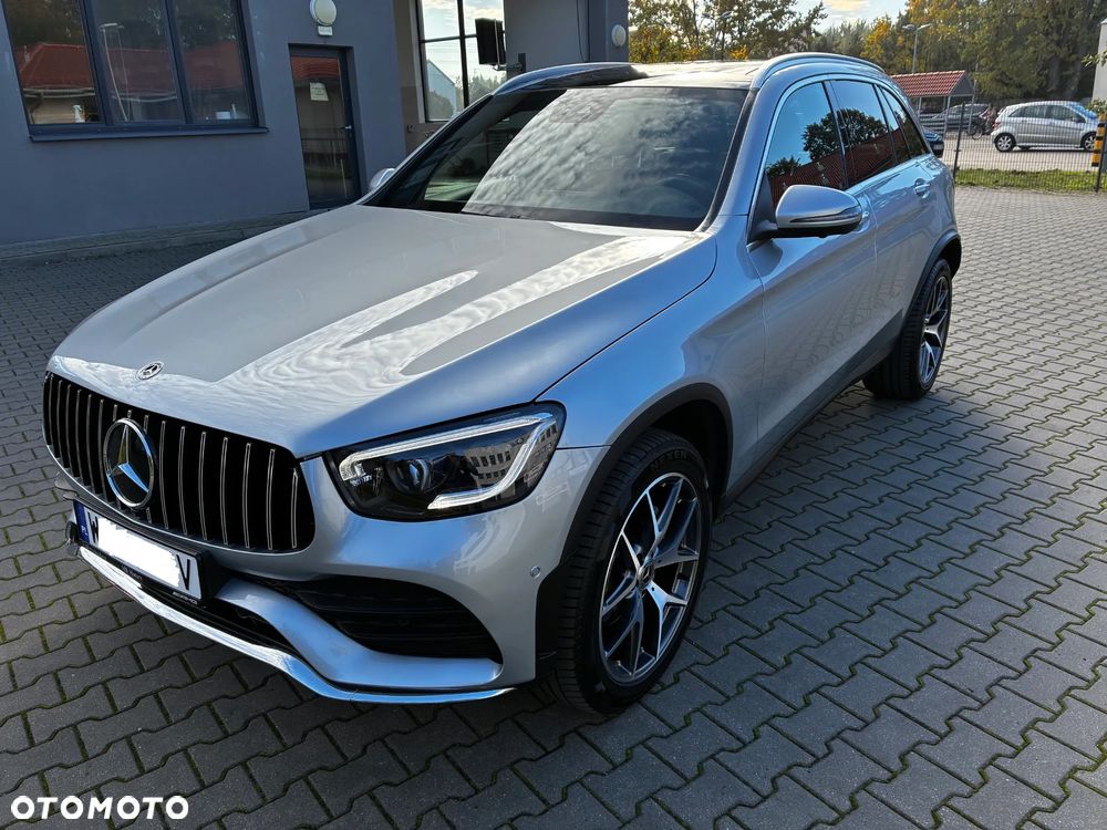 Mercedes-Benz Glc 300 2022 photo 2