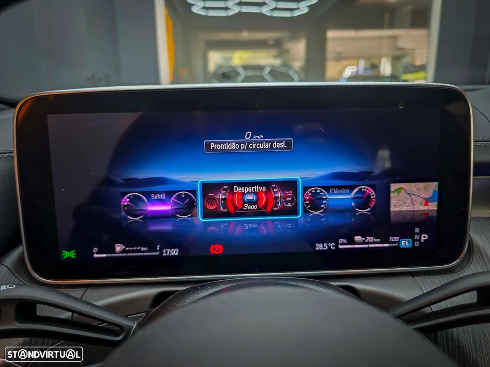 Mercedes-Benz C 300 e T 9G-TRONIC AMG Line - 23