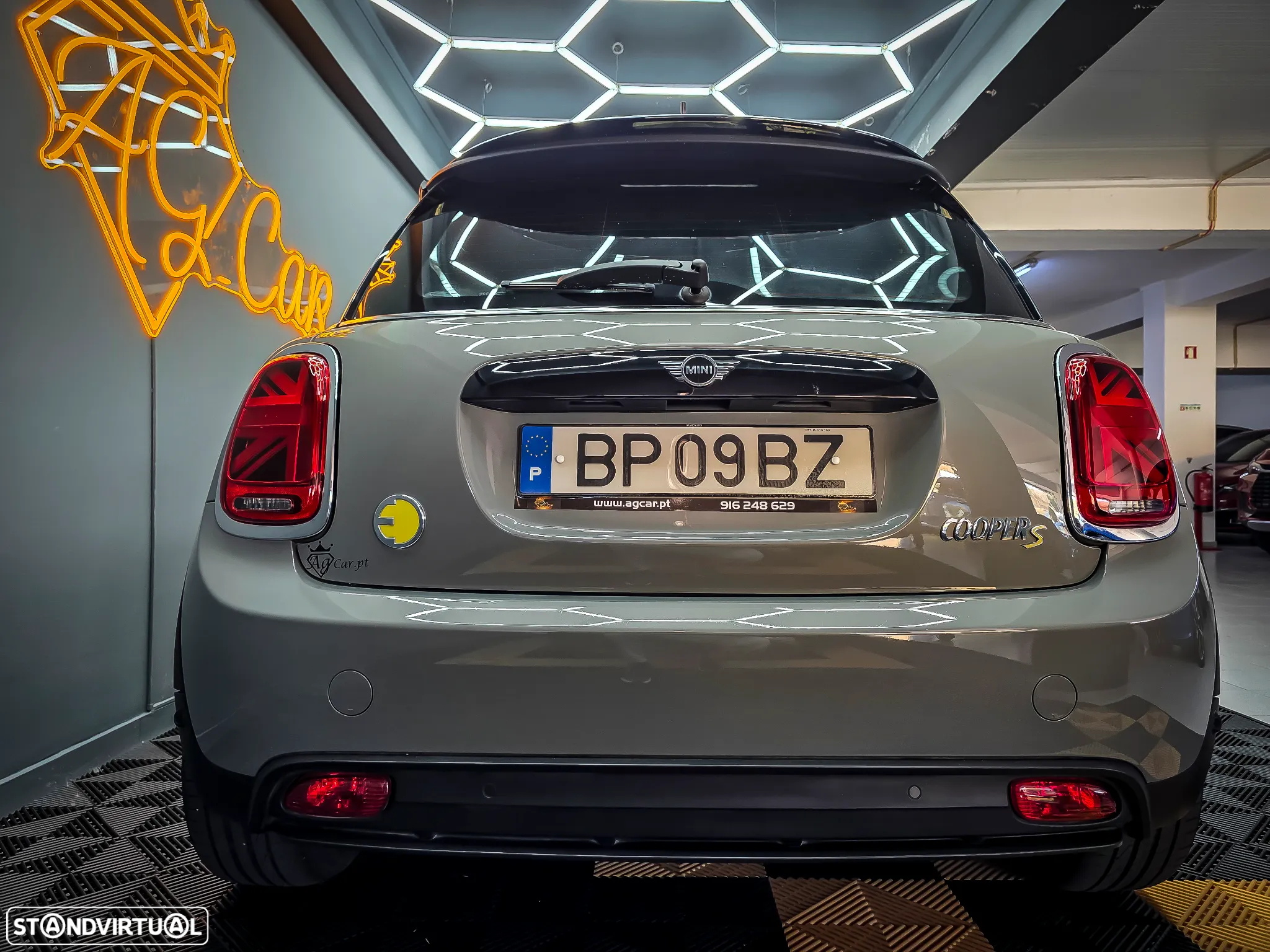 MINI 3 Portas Cooper SE - 17