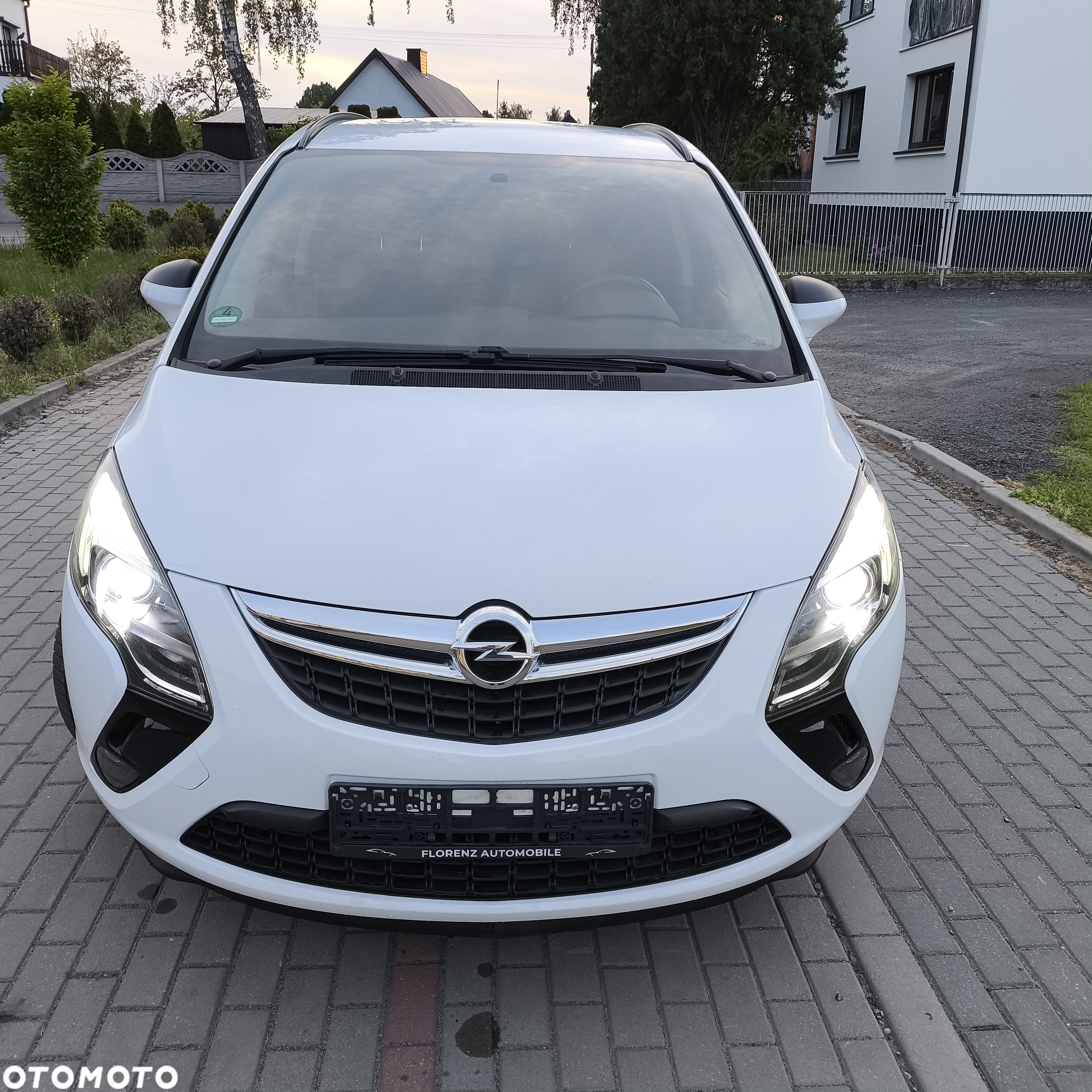 Opel Zafira 1.4 T Elite - 2