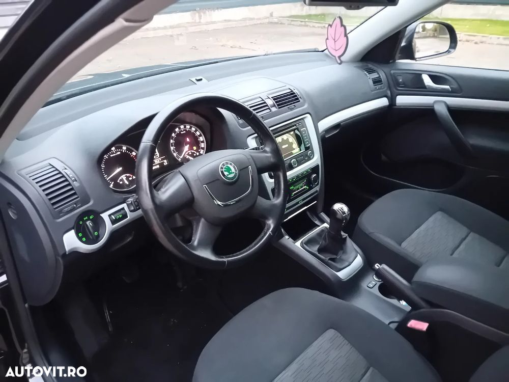 Skoda Octavia - 10