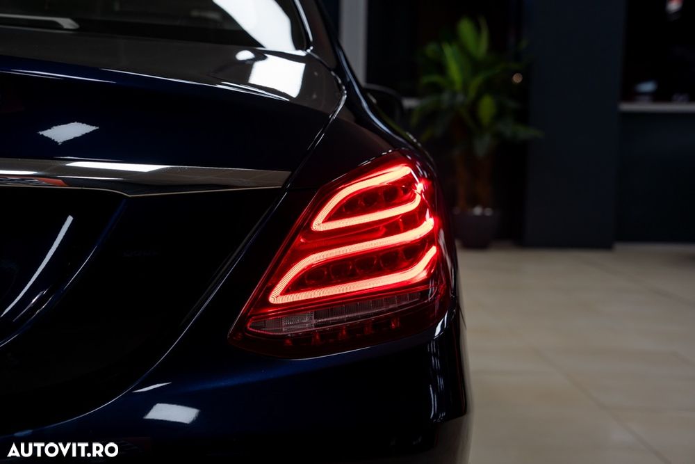 Mercedes-Benz C 200 4Matic 9G-TRONIC Exclusive - 10