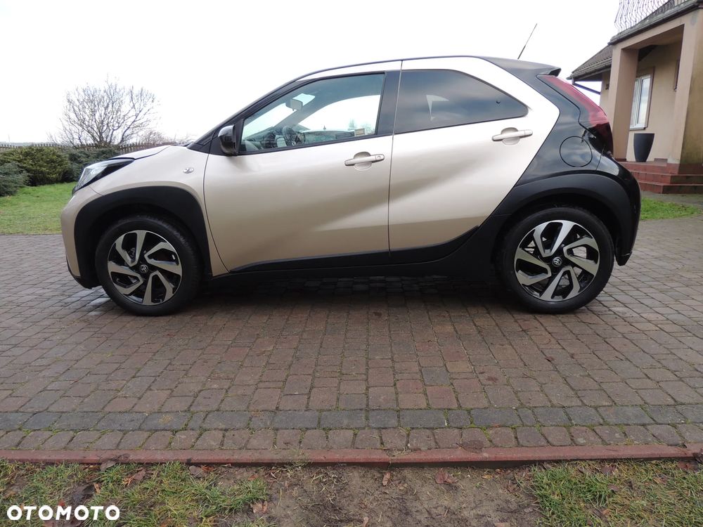 Toyota Aygo X 1.0 VVT-i Style - 3