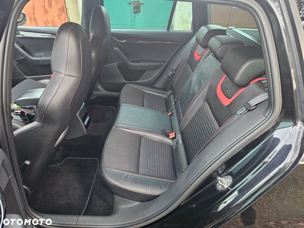 Skoda Octavia 2.0 TDI (Green tec) RS - 7