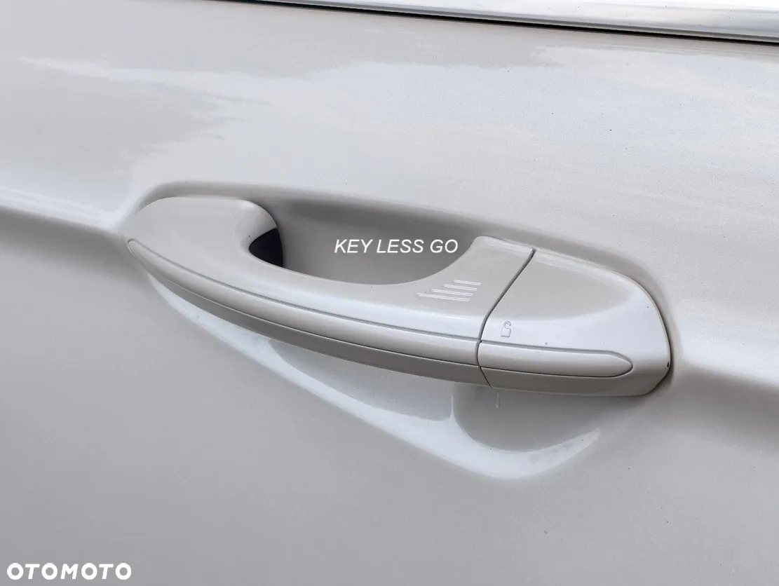 Ford Mondeo - 25