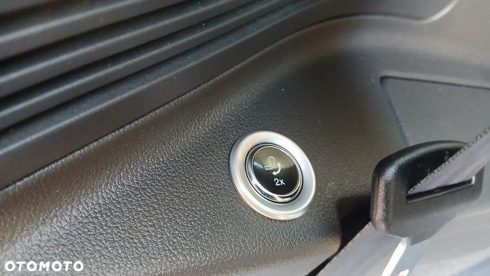 Ford Grand C-MAX - 8