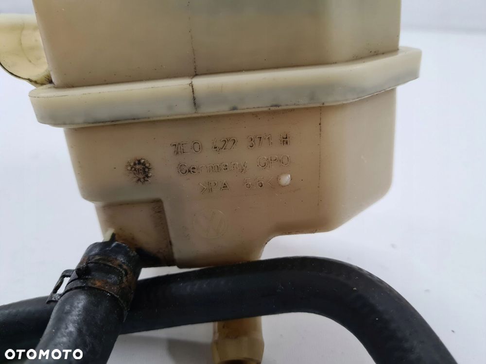 VW T5 LIFT zbiorniczek wspomagania 7E0422371H - 2