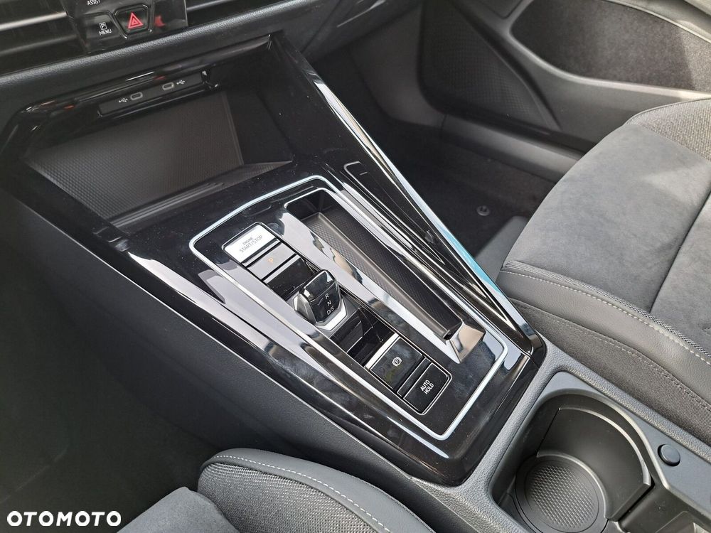 Volkswagen Golf Variant 1.5 eTSI mHEV Style DSG - 23