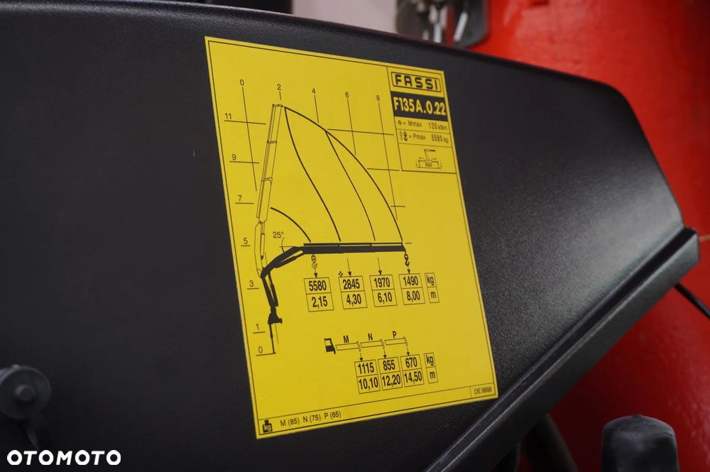 Renault C280 DTI 8 / HDS Fassi 5,6 t / Zasięg 8 m / Platforma 15 EPAL - 12