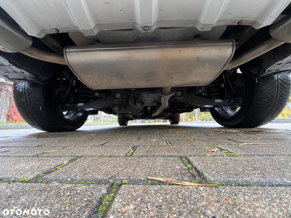Kia Sportage 2,0 CRDI AWD GT Line - 9