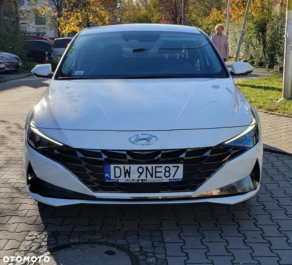 Hyundai Elantra 1.6 Executive CVT - 7