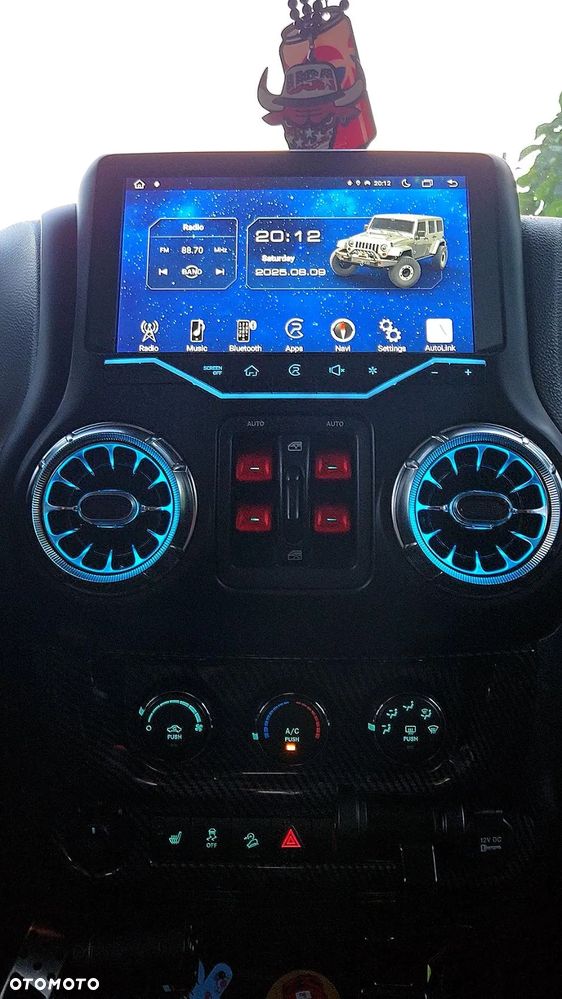 Jeep Wrangler 3.6 Unlim Sahara - 34