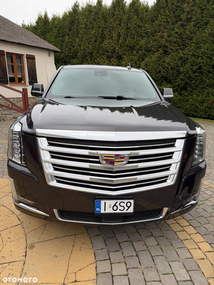 Cadillac Escalade - 10
