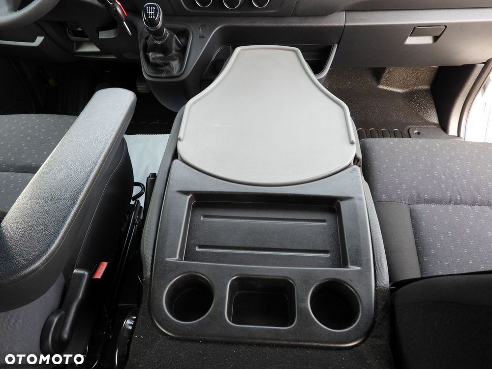 Opel MOVANO FURGON BRYGADÓWKA 7 MIEJSC LEDY  135KM - 39