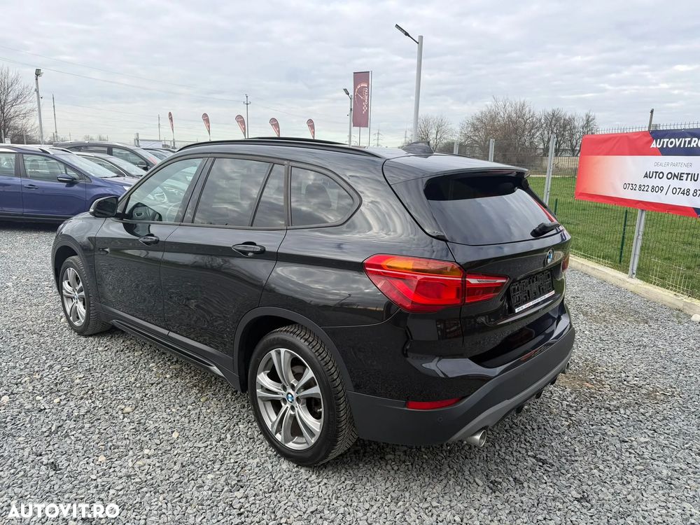 BMW X1 xDrive18d Aut. Sport Line - 4