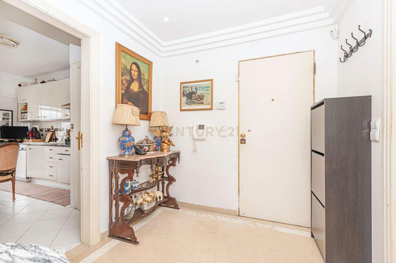 Oportunidade em Santo António da Caparica, Apartamento T3, com Varanda - Grande imagem: 5/26