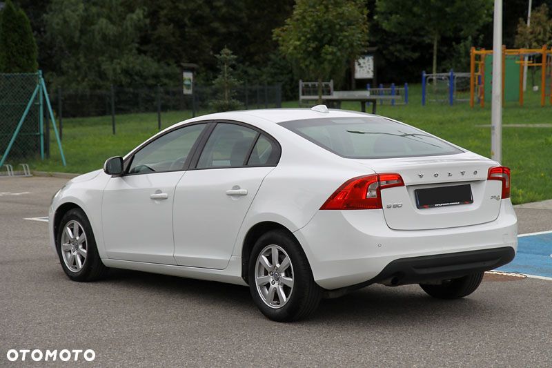 Volvo S60 - 2