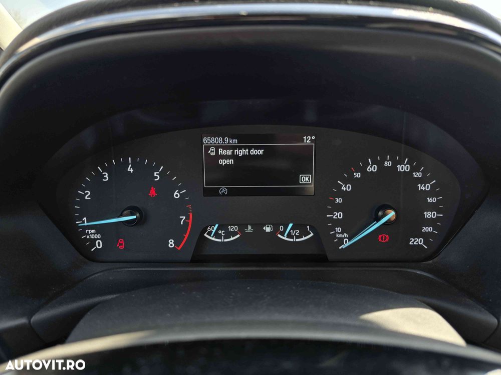 Ford Fiesta - 12
