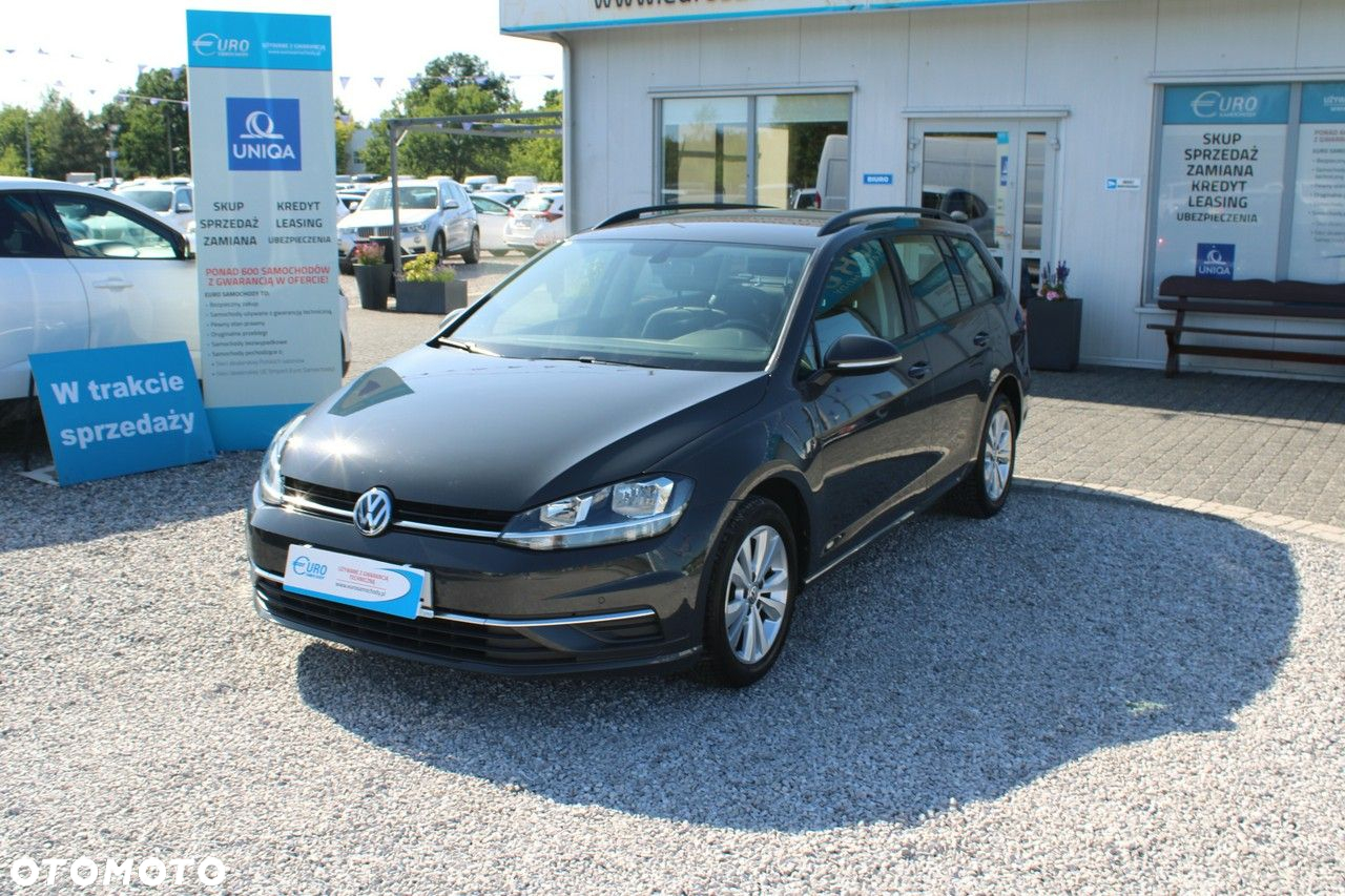 Volkswagen Golf - 2