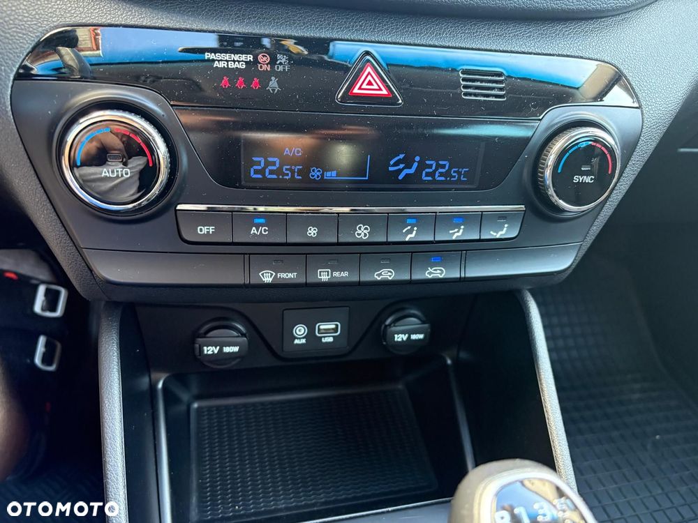 Hyundai Tucson blue 1.7 CRDi 2WD Passion - 12