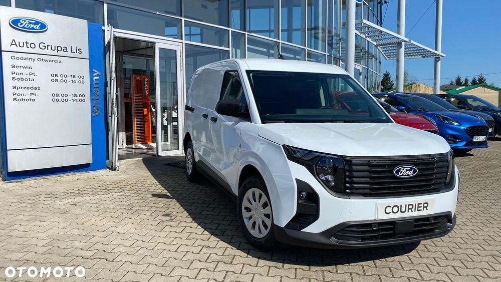 Ford Transit Courier - 13