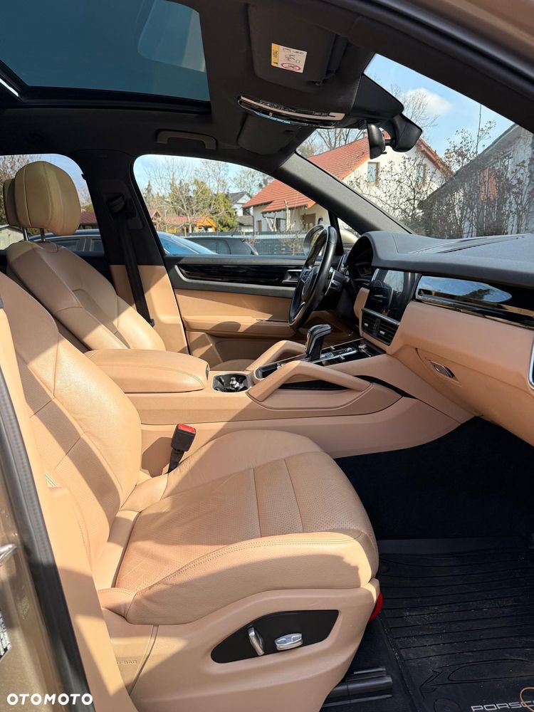 Porsche Cayenne Tiptronic S Platinum Edition - 4