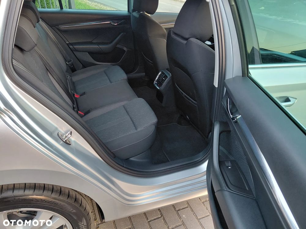 Skoda Octavia 2.0 TDI Edition DSG EU6 - 39