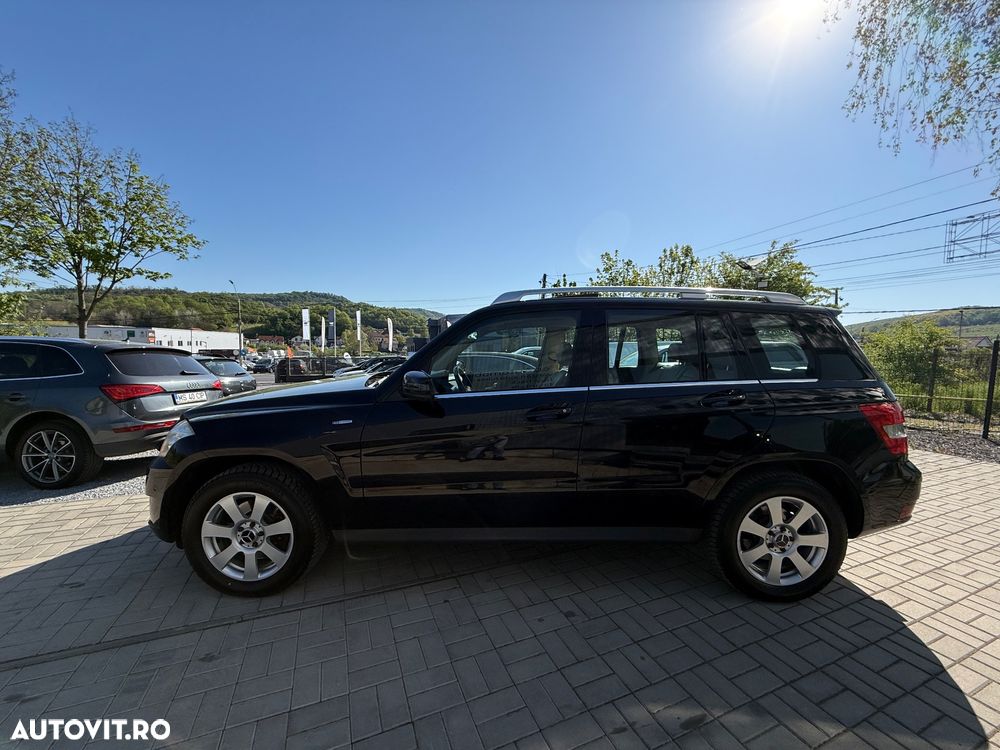 Mercedes-Benz GLK 220 CDI (BlueEFFICIENCY) - 12
