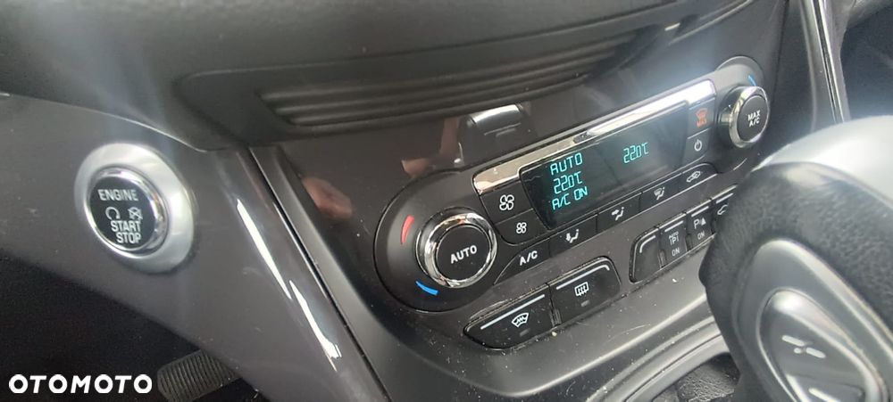 Ford Kuga 2.0 TDCi 4x4 Titanium - 20