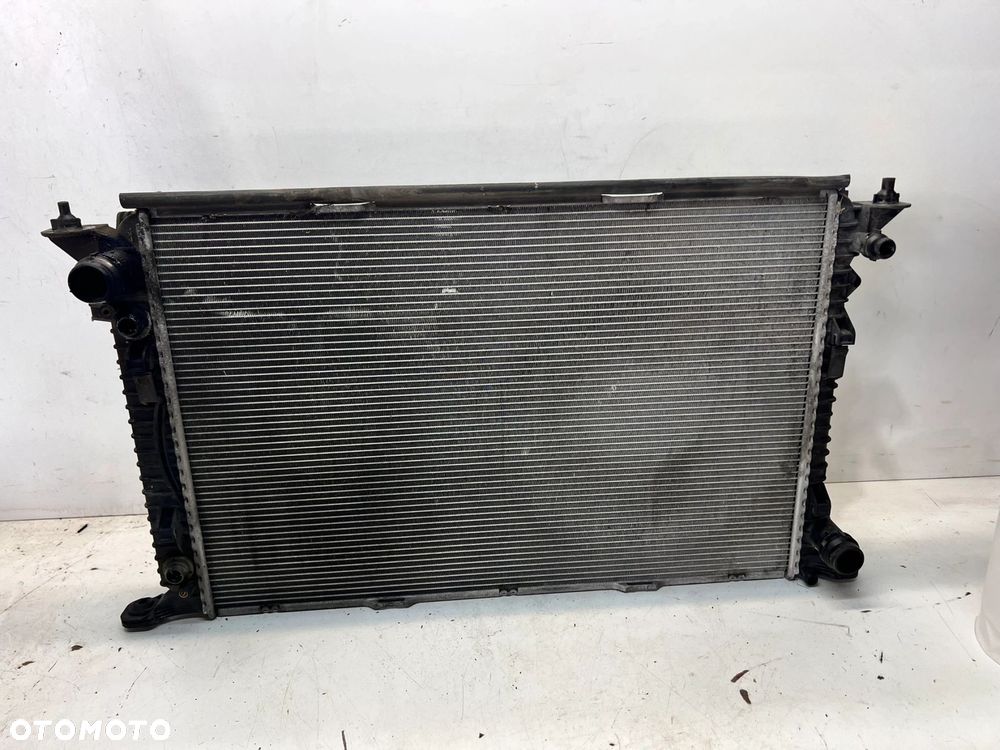 CHŁODNICA WODY AUDI A4 B8 A5 8T Q5 A6 C7 A7 8K0121251Q - 4