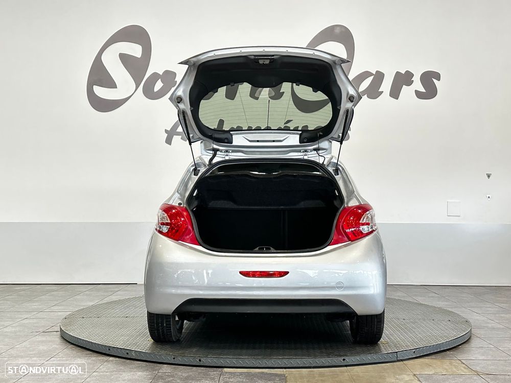 Peugeot 208 1.4 HDi - 6