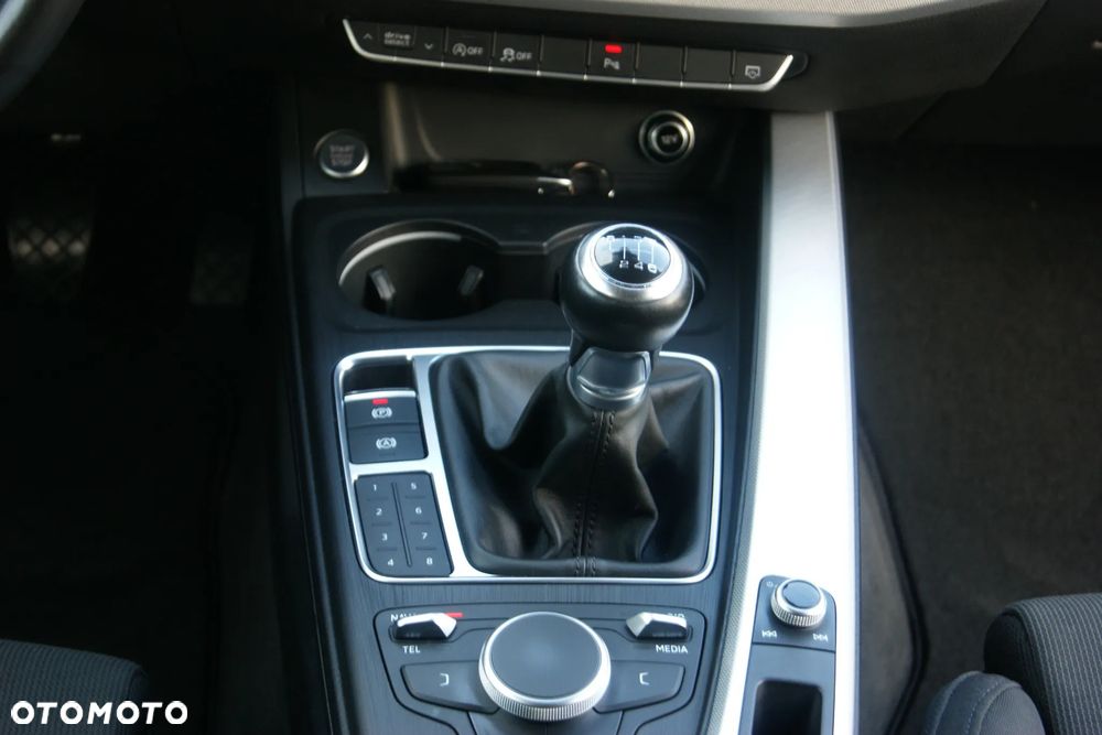 Audi A4 Avant 2.0 TDI - 31