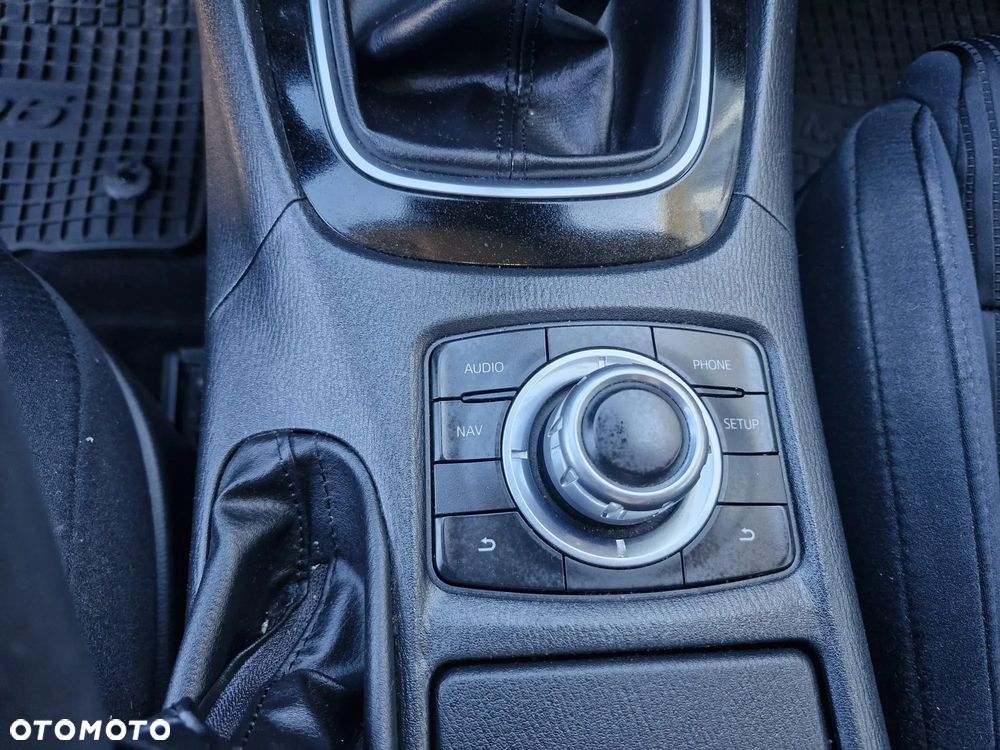Mazda 6 - 12