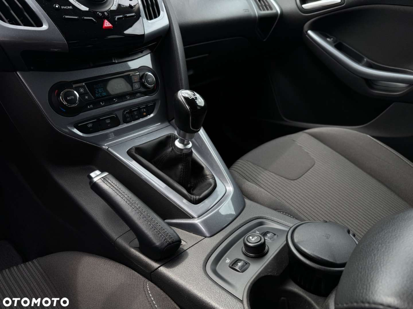 Ford Focus - 16