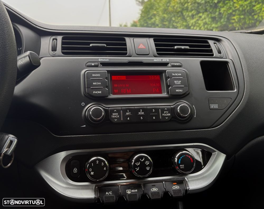 Kia Rio 1.2 CVVT More Edition - 19