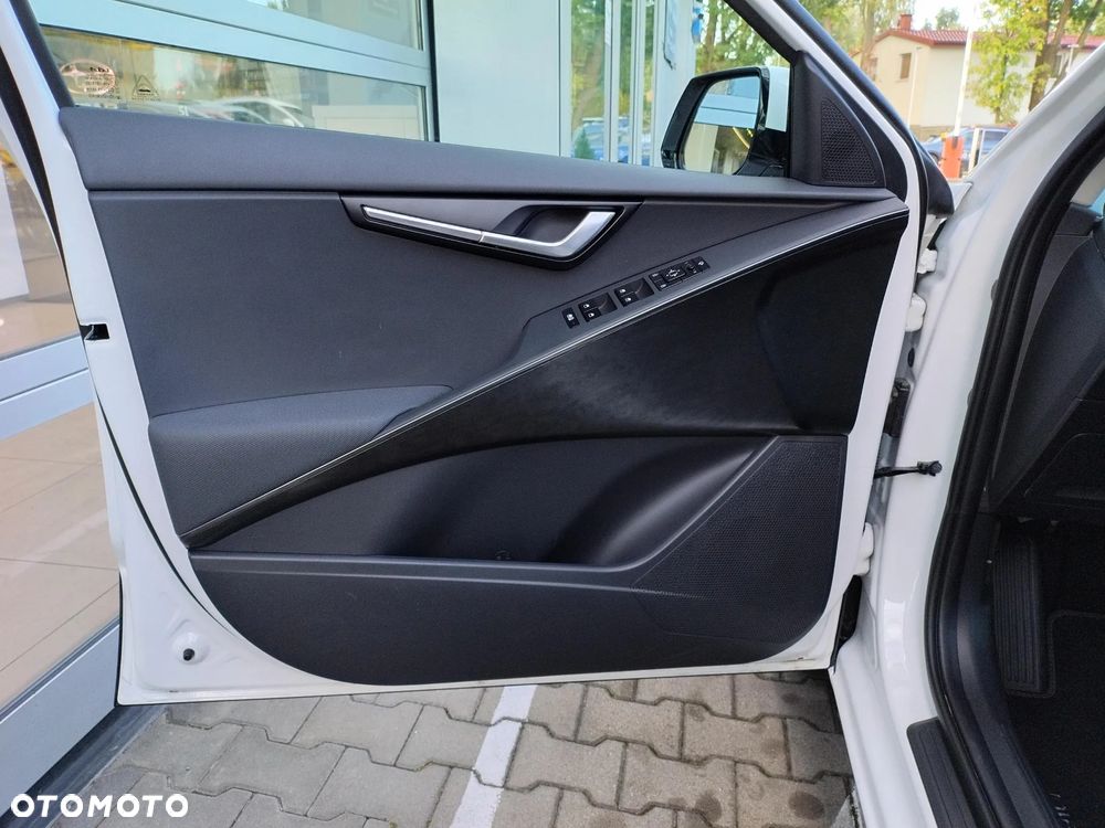 Kia Niro 1.6 GDI Plug-in Hybrid L - 10