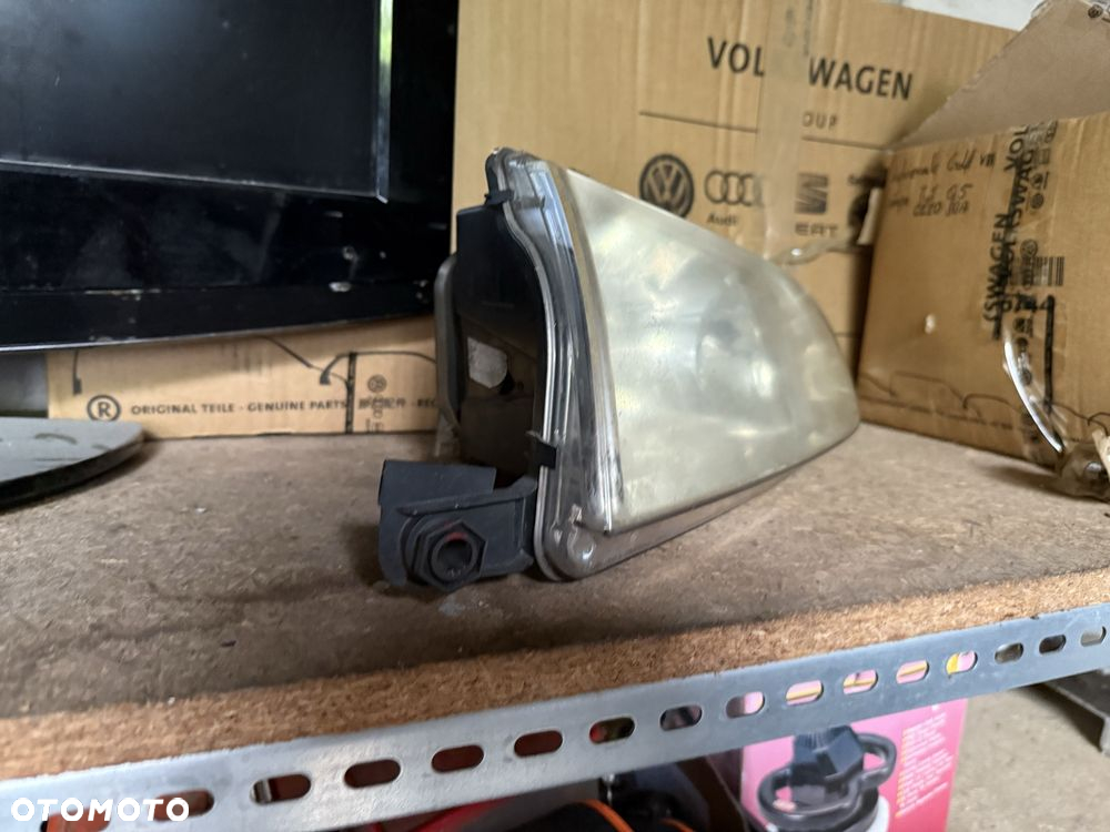 Lampa Lewy Przód Przednia Skoda Fabia I 1 - 3