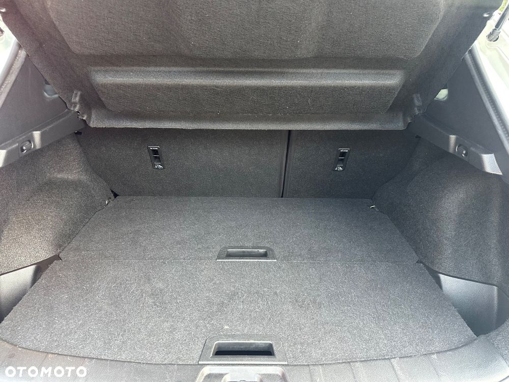 Nissan Qashqai 1.3 DIG-T TEKNA - 29