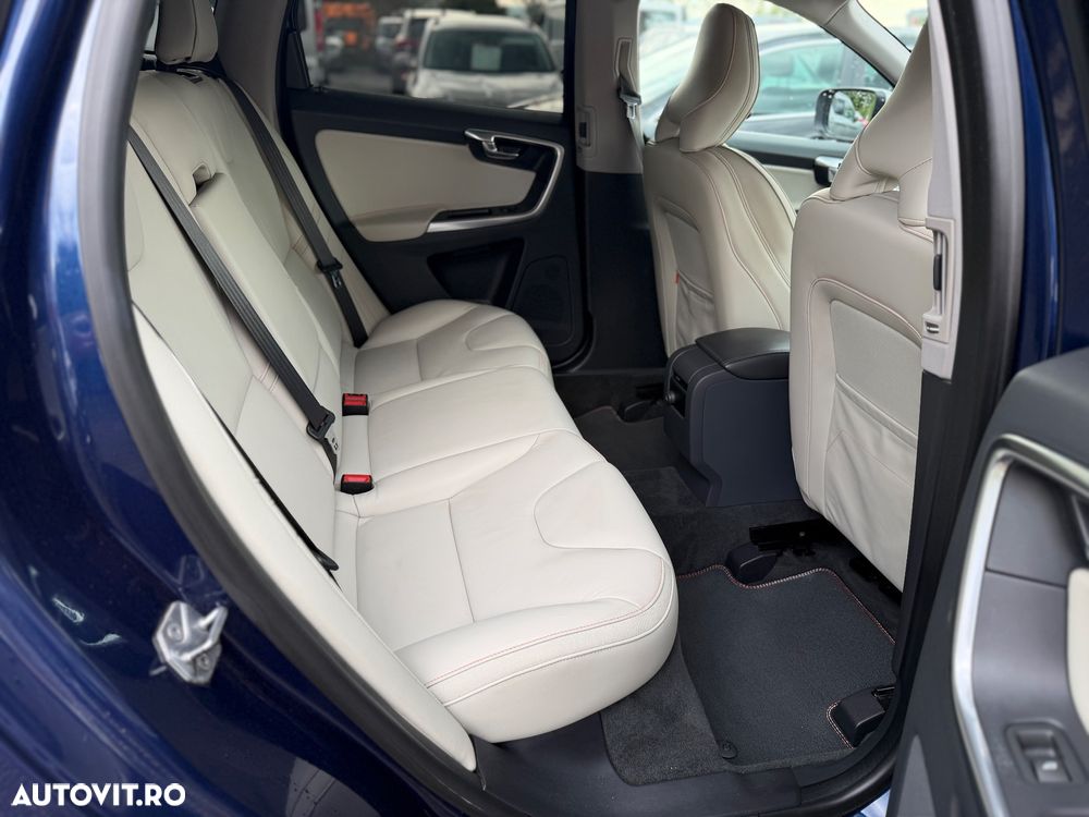 Volvo XC 60 D4 Geartronic Summum - 39