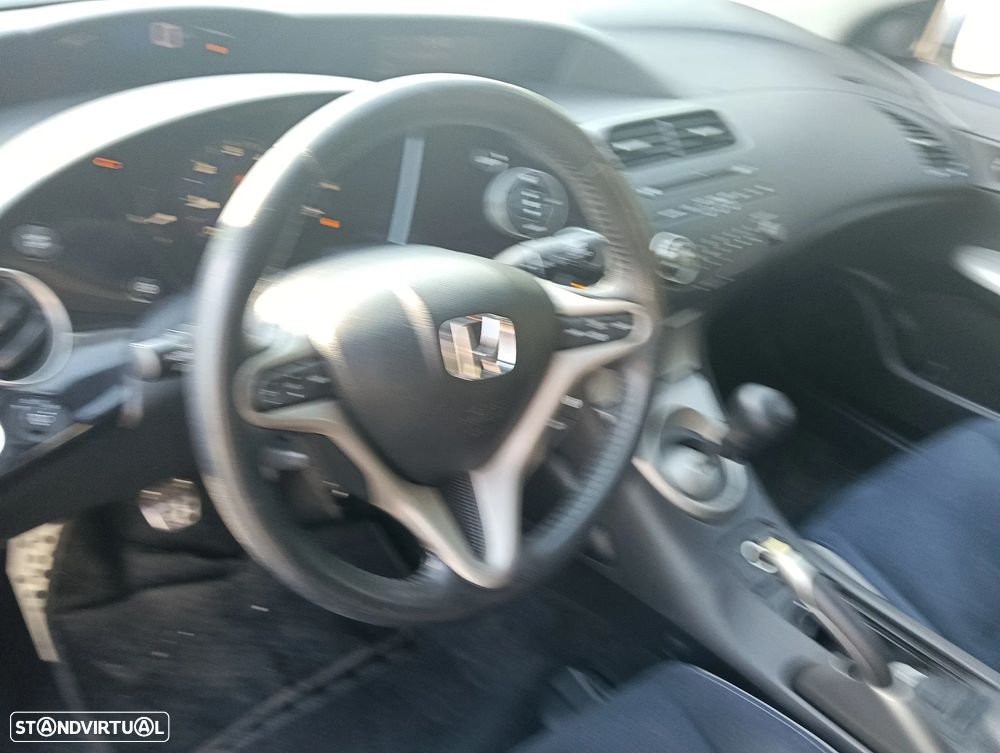 Honda Civic 2.2i-CTDi DPF Sport - 12