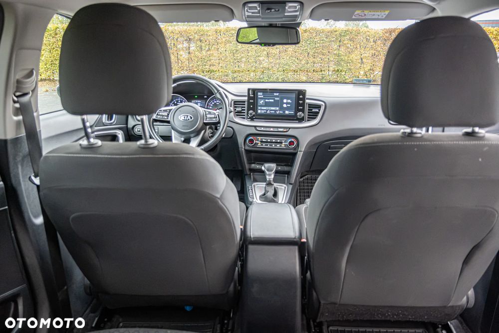 Kia XCeed - 19