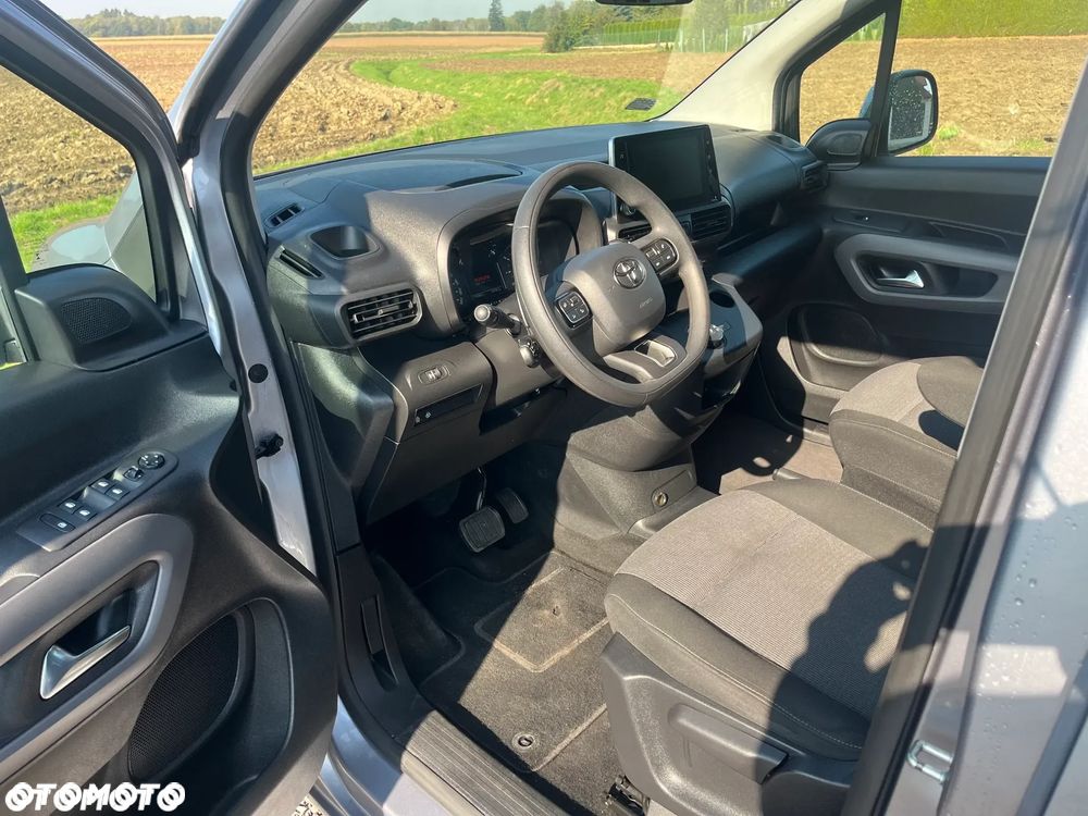 Toyota Proace City Verso Long 1.2 D-4T Business - 14