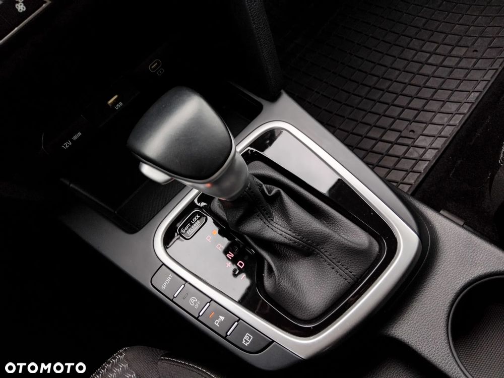 Kia XCeed 1.5 T-GDI M DCT - 18
